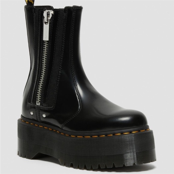 NWT Dr. Martens 2976 Max Platform Chelsea
Boots BLACK BUTTERO Womens US 9 - Picture 2 of 9